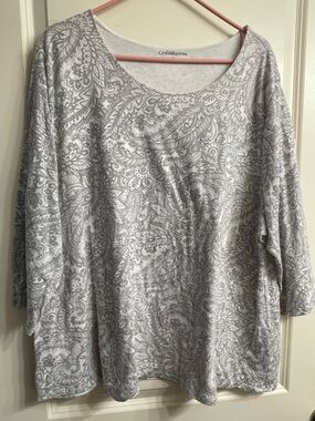 Women’s Croft & Barrow women's boatneck top in a gray paisley print lined